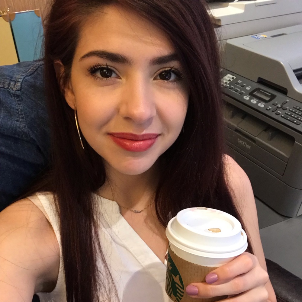 Meet your Posher, Kelly